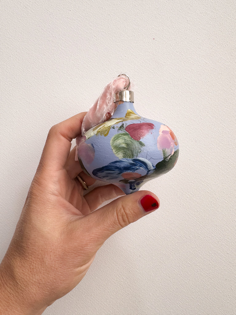 Periwinkle Curvy | 3" h x 4" w - Liza Pruitt Art