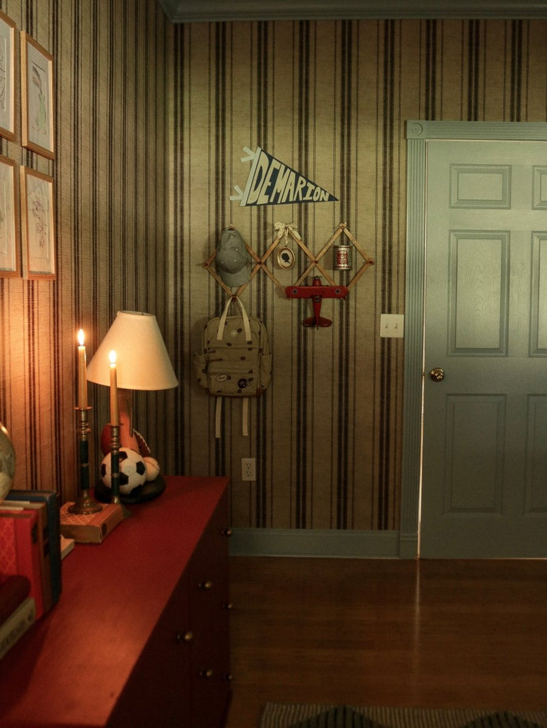 Carter Wallpaper - Liza Pruitt