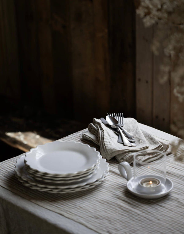 Cottage Plate - Liza Pruitt