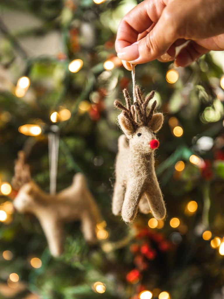 Dash Away Reindeer Ornaments - Liza Pruitt