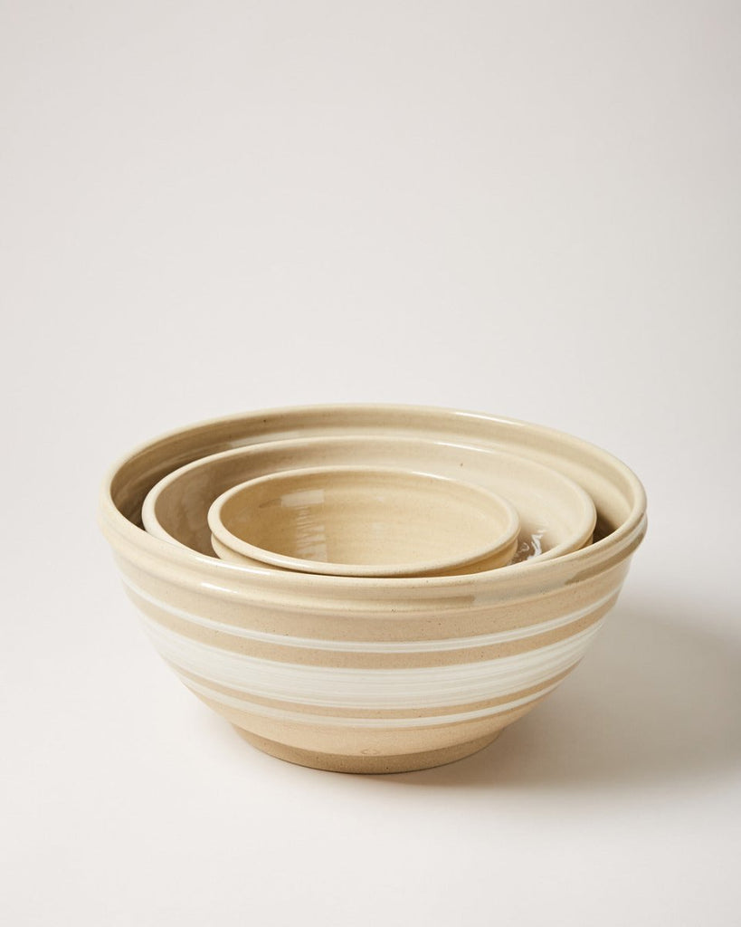 Farmhouse Yellowware Bowl - Liza Pruitt