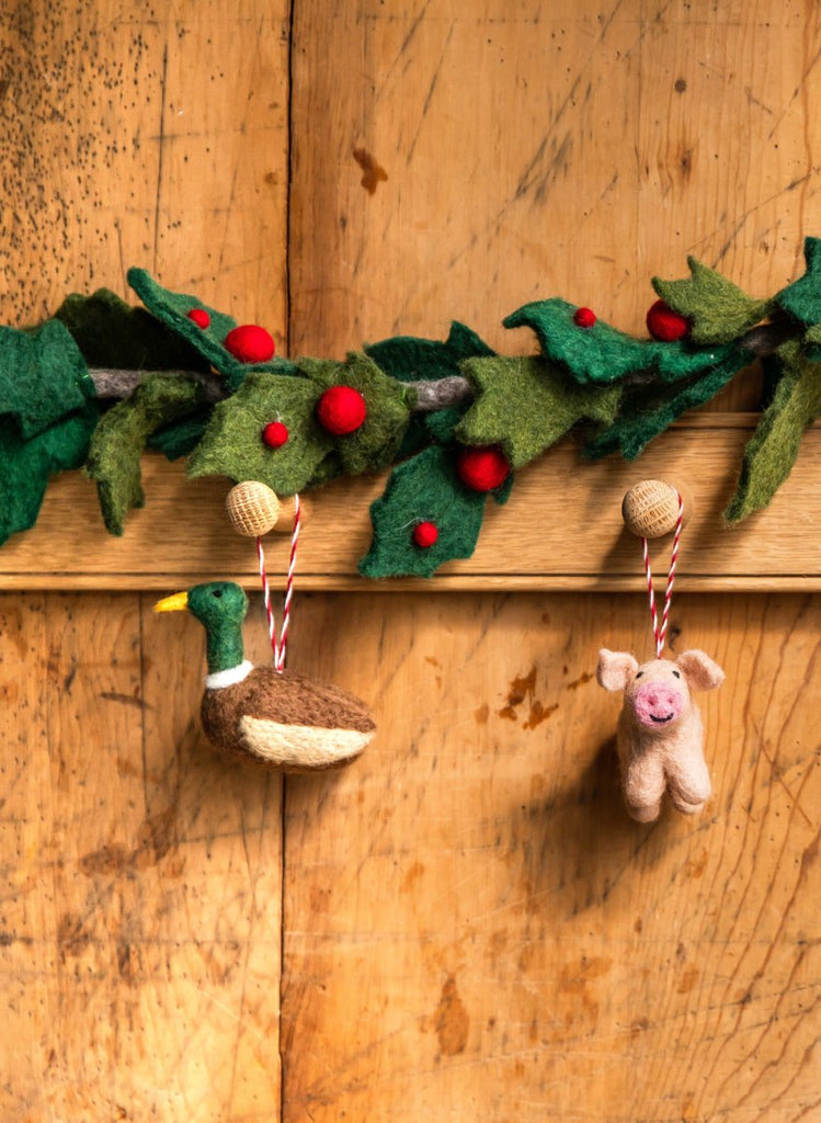 Felted Holly Garland - Liza Pruitt