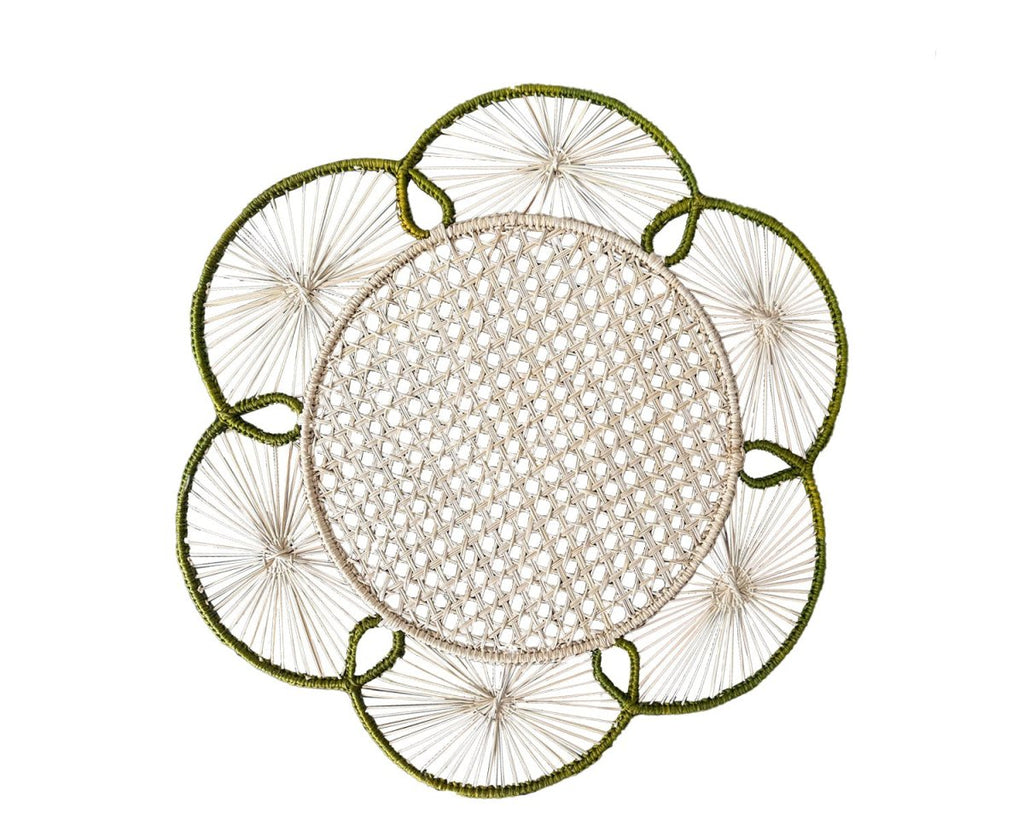 Flora Iraca Charger (Verde) - Liza Pruitt