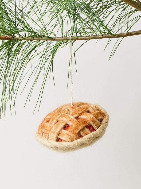 Granny's Apple Pie Felt Ornament - Liza Pruitt