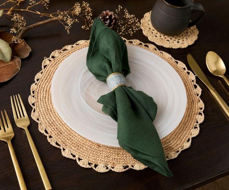 Handmade Raffia Woven Placemat – Round Table Mats for Kitchen Dining Table Top Rug Mats & Dinner Table Mates - Liza Pruitt