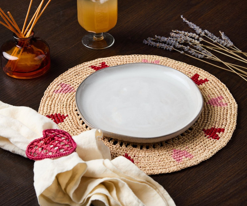 Handwoven Heart Napkin Rings – Set of 4 Palm Napkin Holders - Liza Pruitt