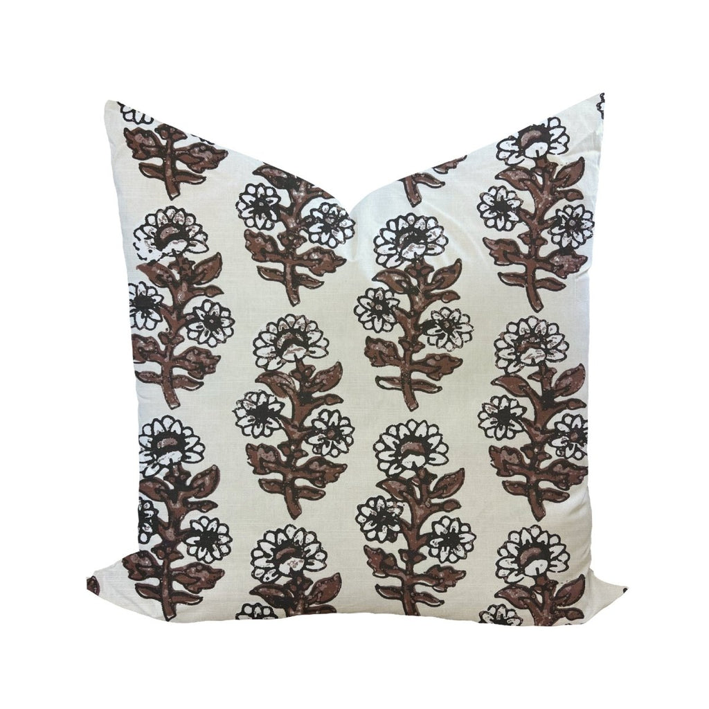 Kathryn Pillow Cover in Pluff Pillow - Liza Pruitt