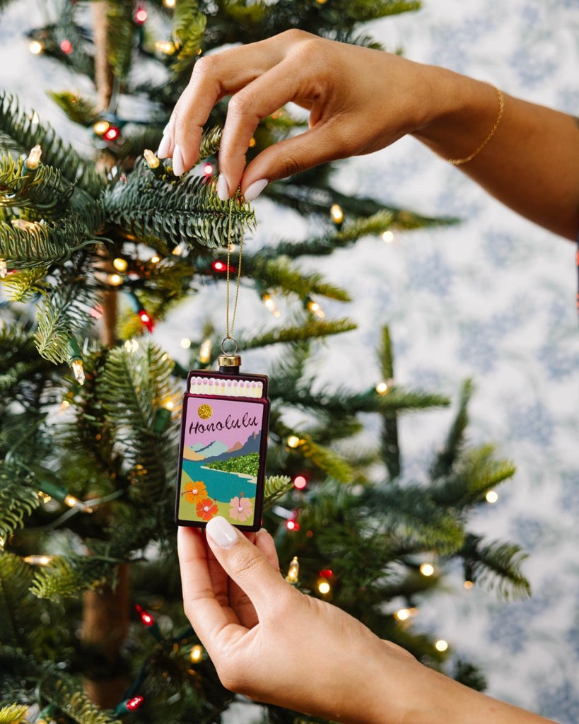 Matchbook Ornament - Honolulu - Liza Pruitt