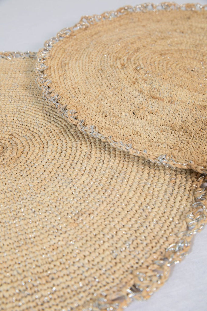 Metallic Aura placemat, Woven raffia tabletop - Liza Pruitt