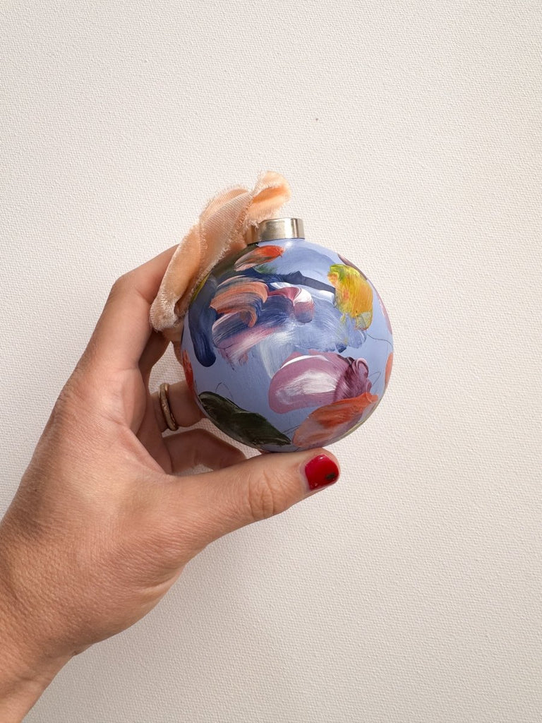 Periwinkle Round | 4" h x 4" w - Liza Pruitt