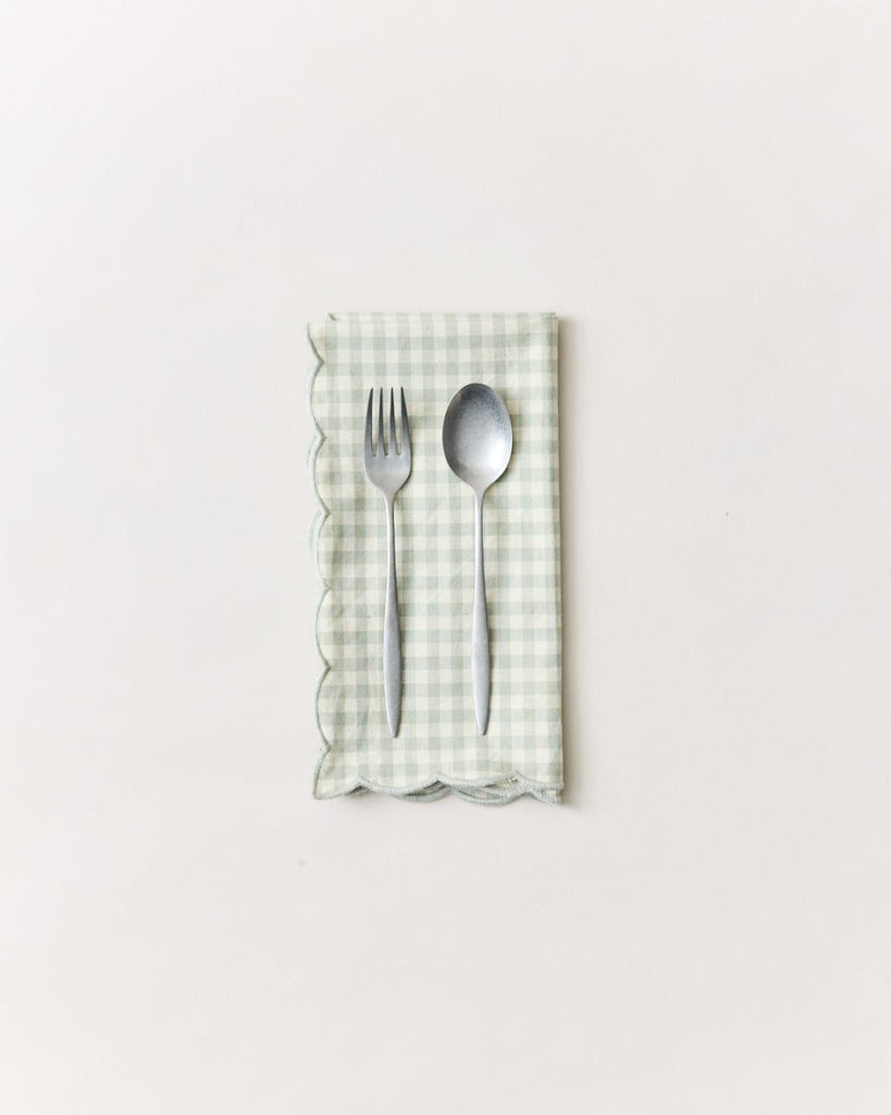 Petite Gingham Scalloped Napkins - Liza Pruitt