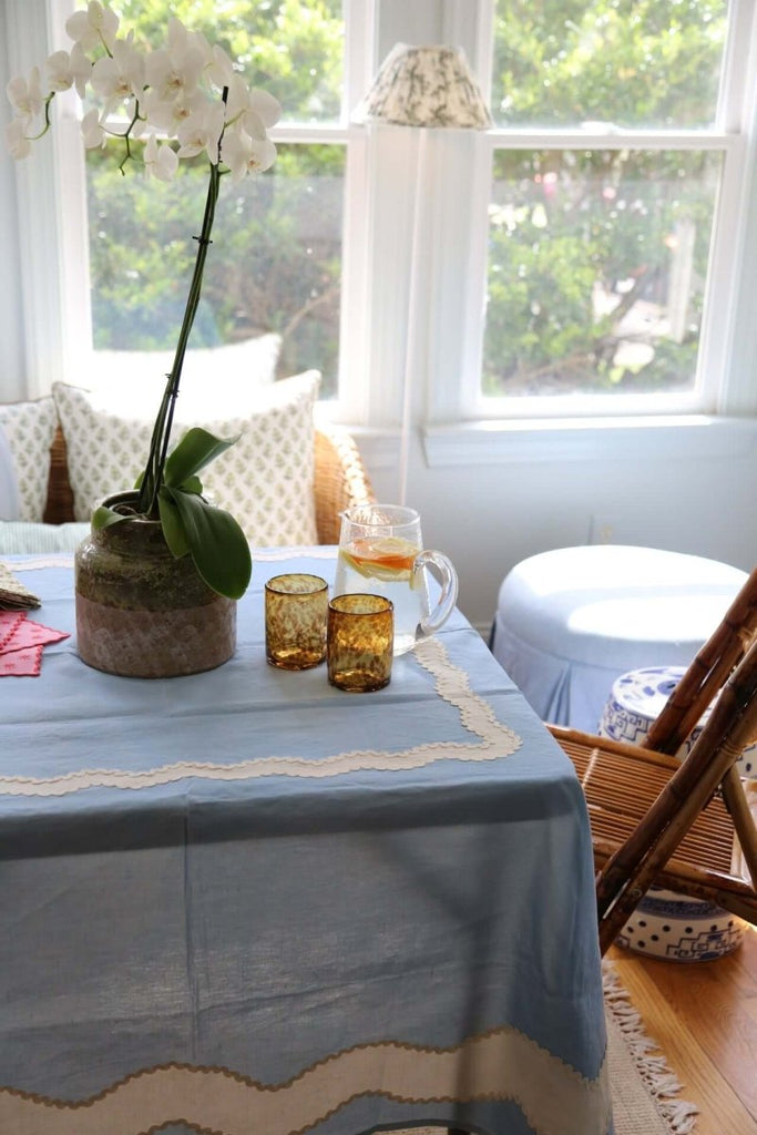 Saint-Rémy Linen Tablecloth - Liza Pruitt