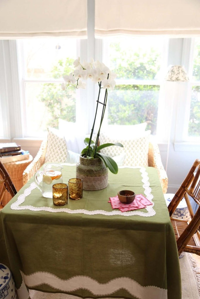 Saint-Rémy Linen Tablecloth - Liza Pruitt