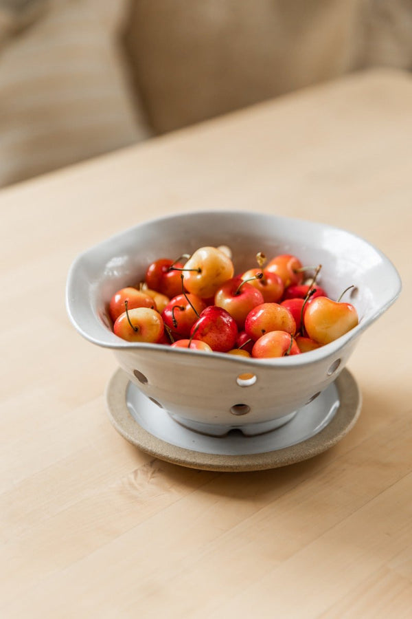 Windrow Berry Bowl - Liza Pruitt